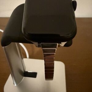 NEW Expandable Apple Watchband - Stainless Steel / 9mm Wide